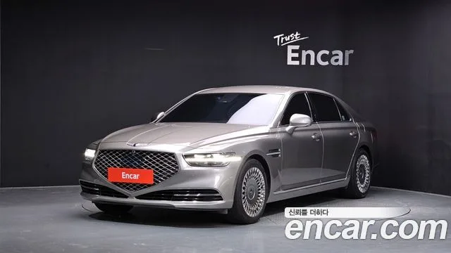 2020 Genesis G90