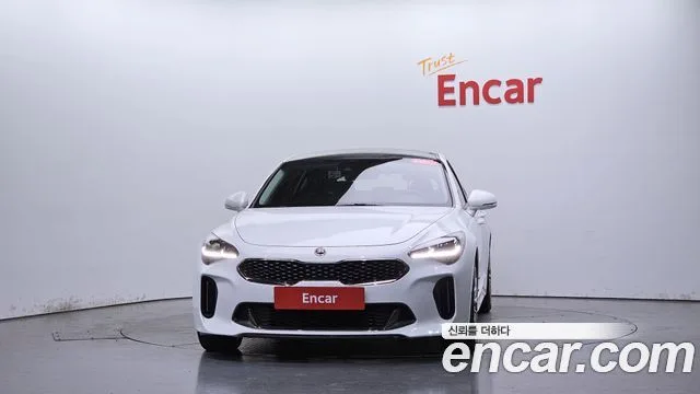 2018 Kia Stinger, foto 2