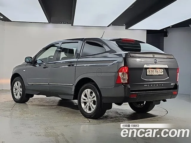 2016 KG Mobility Korando, foto 2