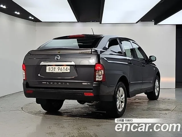 2016 KG Mobility Korando, foto 3