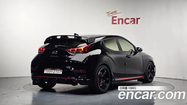 2020 Hyundai Veloster