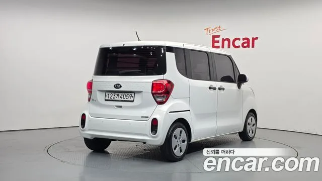 2021 Kia Ray, foto 2