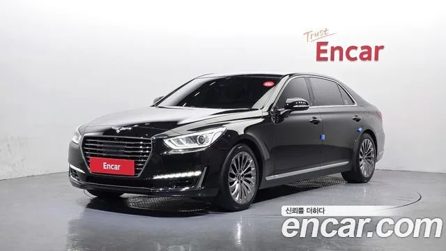 2018 Genesis EQ900