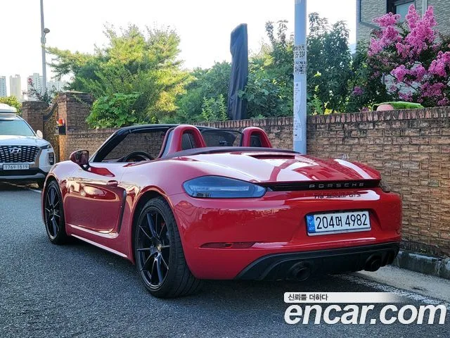 2023 Porsche 718, foto 4