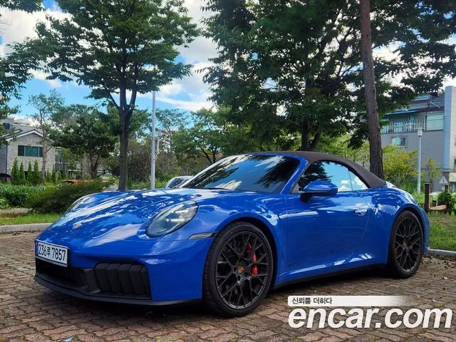 2025 Porsche 911