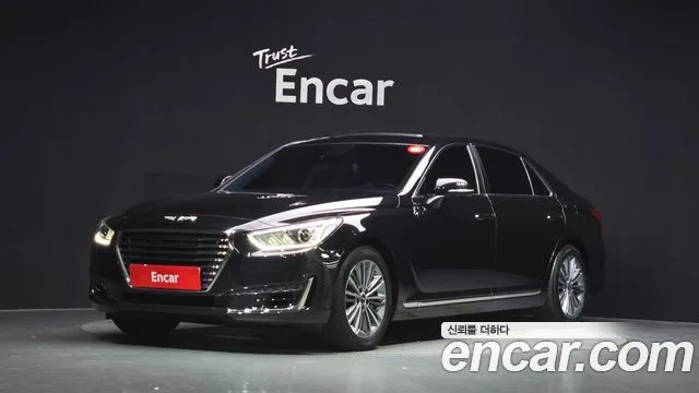 2018 Genesis EQ900