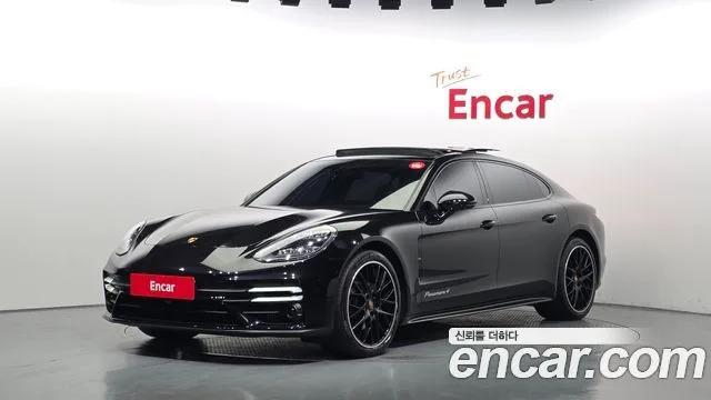 2021 Porsche Panamera