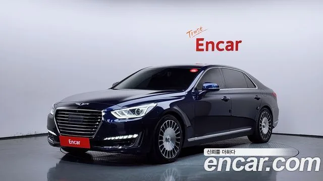 2017 Genesis EQ900