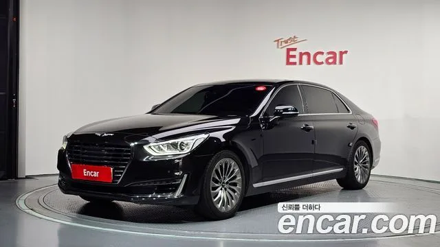 2018 Genesis EQ900