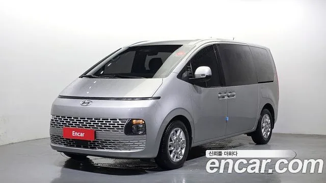 2022 Hyundai Staria