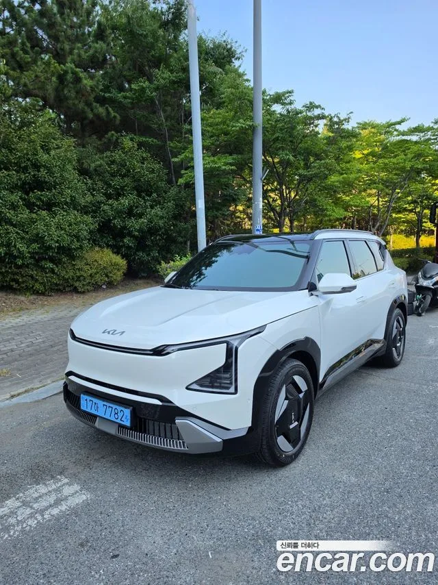 2026 Kia EV5