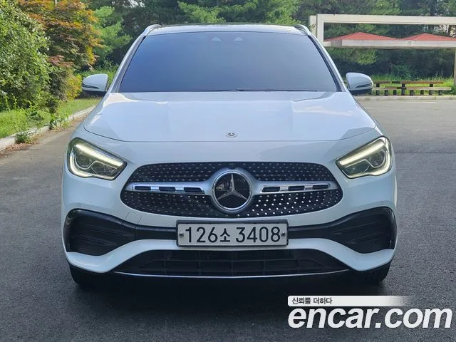 2023 Mercedes-Benz GLA-Class