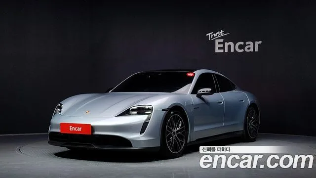 2023 Porsche Taycan