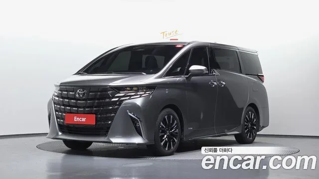 2025 Toyota Alphard