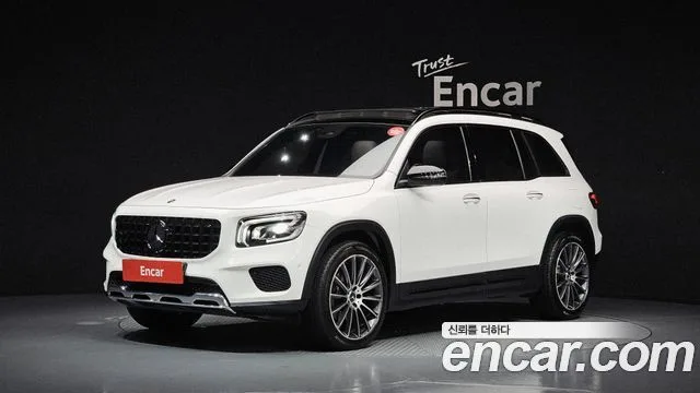 2020 Mercedes-Benz GLB-Class
