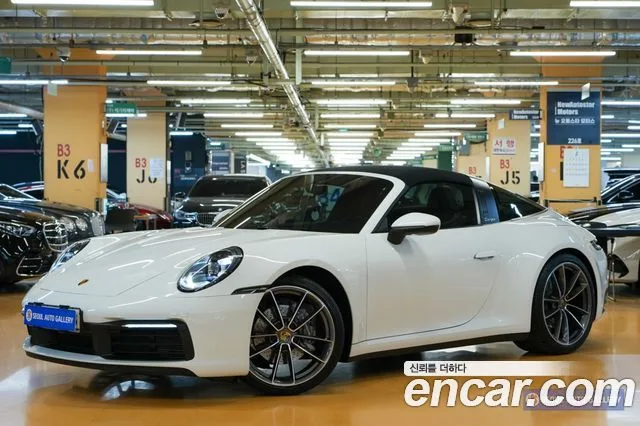 2021 Porsche 911