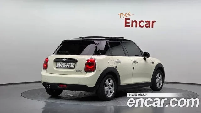 2017 Mini Cooper
