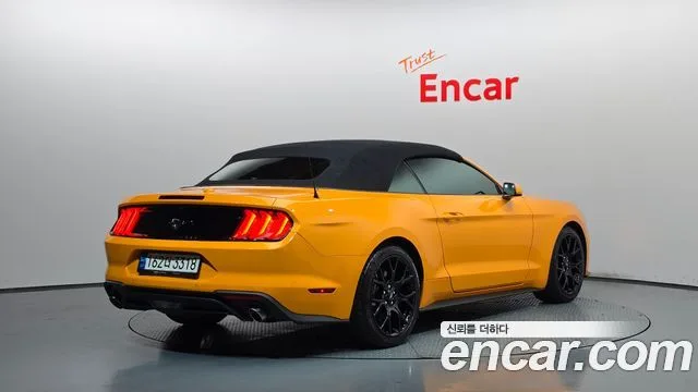 2022 Ford Mustang