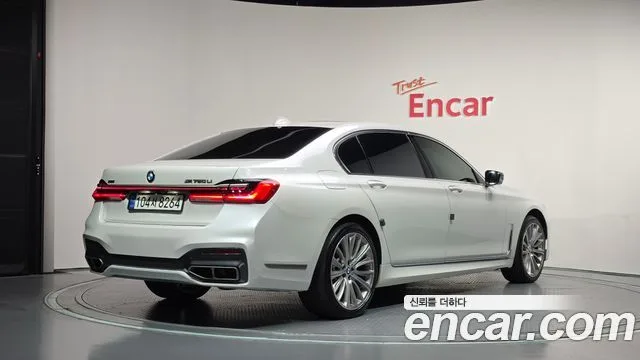 2016 BMW 7-Series, foto 2