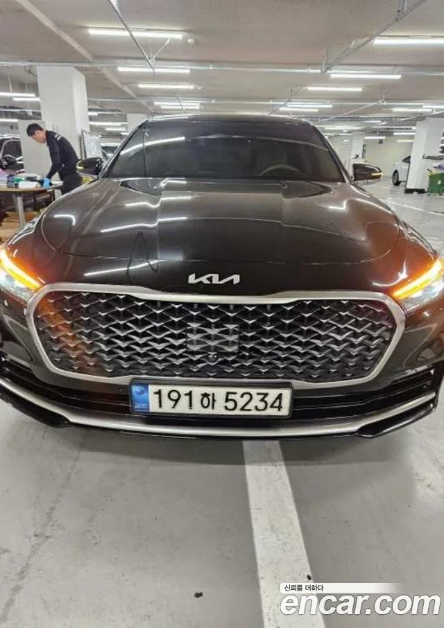 2022 Kia K9