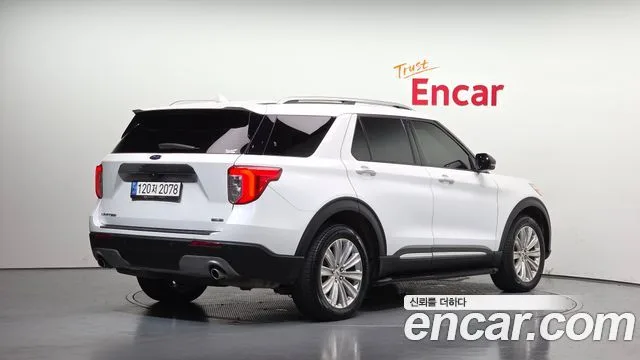 2022 Ford Explorer, foto 2