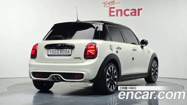 2020 Mini Cooper
