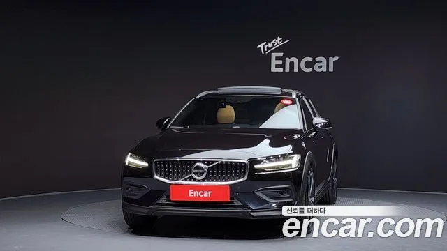 2021 Volvo V60, foto 3