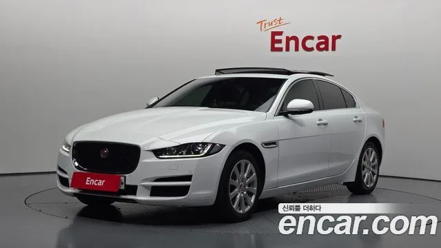 2017 Jaguar XE