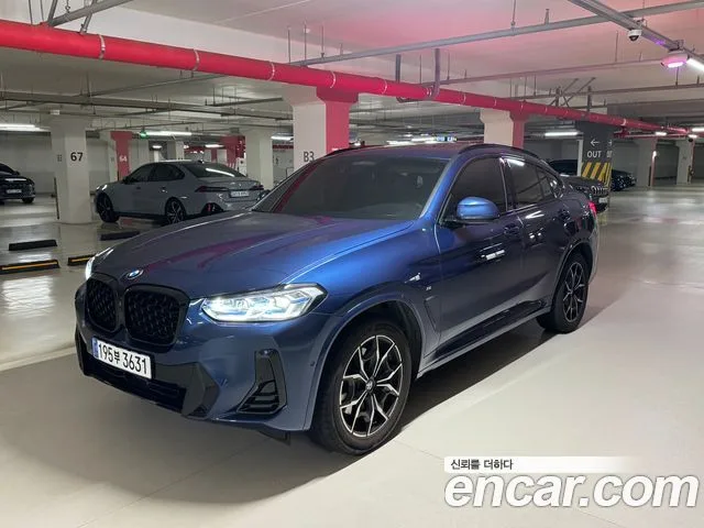 2023 BMW X4