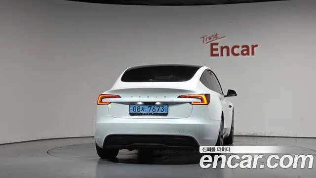 2024 Tesla Model 3, foto 3