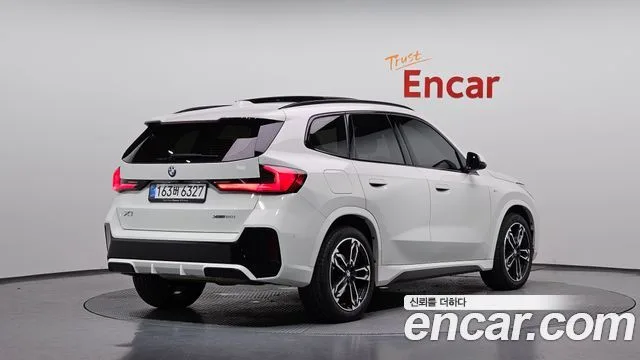 2025 BMW X1