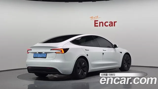 2024 Tesla Model 3