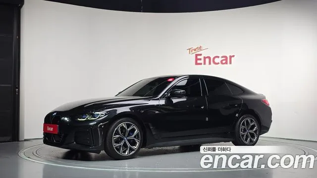 2023 BMW i4