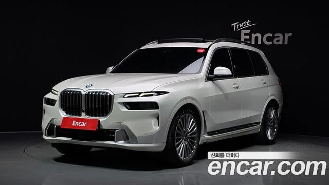2024 BMW X7